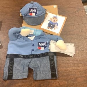 Pet costume - mailman